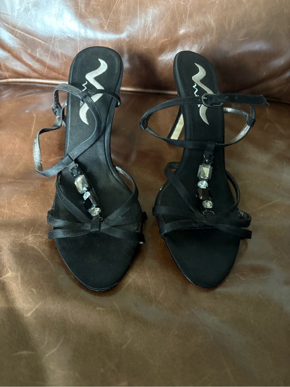 **3 for $20!!** Nina Black Strappy Heeled Sandals Gemstones 10